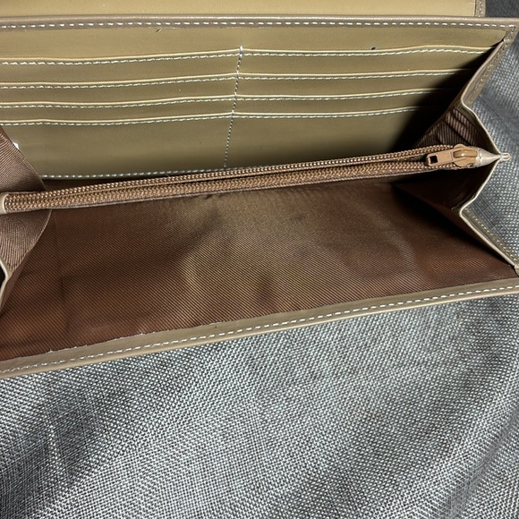 The SAK Envelope Tan Leather Small Shoulder Bag - Picture 6 of 10